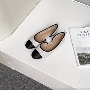 Mocasines Planos de Cuero 100% Vacuno para Mujer, Estilo Ballet con Laterales Abiertos y Bloques de Color, para Oficina, MOQ Bajo, Personalización de Logotipo de Fábrica - Product Image 3