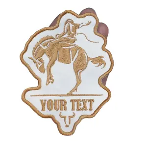 מותאם אישית סוס רוכב תיקון רודיאו שם זהב מחרוזת קאובוי תיקון מותאם אישית רקמת ברזל על תג ארוג תיקוני