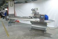 Machine d'emballage de fruits à pain à grande vitesse entièrement automatique pour pain, bonbons et jouets Machine d'emballage multifonctionnelle