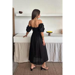 Robe élégante noire à épaules dénudées, taille élastique, coupe trapèze, dos nu, tissée, respirante, pour le quotidien et les occasions décontractées - Product Image 1