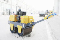 Rodillo vibratorio pequeño oficial XCMG XMR050 Mini tambor vibratorio de doble vibración Lista de precios del rodillo vibratorio