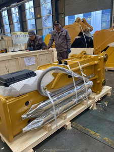 Escavadeira hidráulica disjuntor silenciado tipo MD1400 - Product Image 6