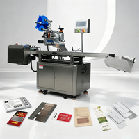 Machine d'étiquetage automatique à grande vitesse pour sacs en plastique avec convoyeur de pagination par aspiration