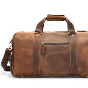 Sac de voyage en cuir véritable en gros avec logo personnalisé, bandoulière réglable, fermeture éclair et grande capacité de rangement - Product Image 5