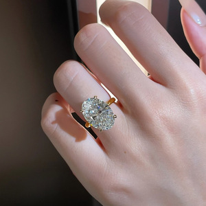 Bague pour femme en laiton plaqué rhodium, avec diamant d'imitation artificiel de grande taille, taille ovale 'œuf de pigeon', style français simple, motif ciel étoilé, Shi Nuo - Product Image 1