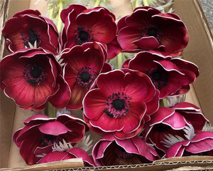 Meilleure vente de fleurs artificielles <span class=keywords><strong>en</strong></span> PU au toucher réel, anneaux de fleurs <span class=keywords><strong>en</strong></span> fleurs plein avec feuillage vert pour la décoration de mariage à la maison - Product Image 4