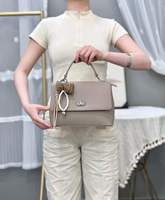Sac bandoulière pliable pour femme 2025, couleur unie, en PU durable, grande capacité, imperméable, avec fleurs et doublure en polyester, chaîne