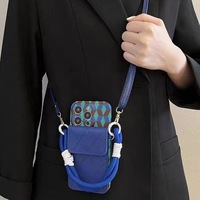 Étui de téléphone portable de luxe en cuir matelassé pour iPhone 15 Pro Max avec sangle en corde, design sac à main