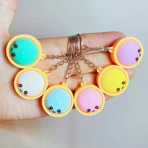 Mini Llavero de Goma Acrílica Colorido con Forma de Dumpling, Juguete Sensorial Blandito para Apretar, Colgante para Bolsa, Accesorios para Colgar, Alivio del Estrés - Product Image 3