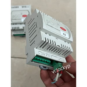 CAREL PCOUMI2000 24VAC PCO ตัวควบคุมอินเทอร์เฟซเครื่องทำความชื้นแบบสัญญาณ ใช้แล้ว - Product Image 2