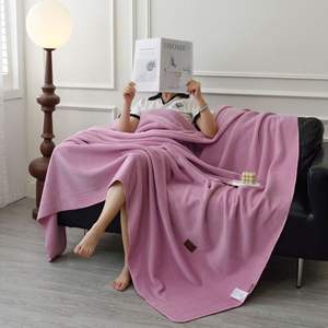 Venta al por mayor Super Queen tamaño Milk Fleece Polar edredón siesta sábana cómoda suave estampado patrón manta para el invierno - Product Image 6