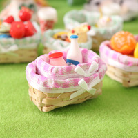 Panier de rangement miniature en tissu à carreaux, caisse en bois pour cuisine de maison de poupée, échelle 1:12