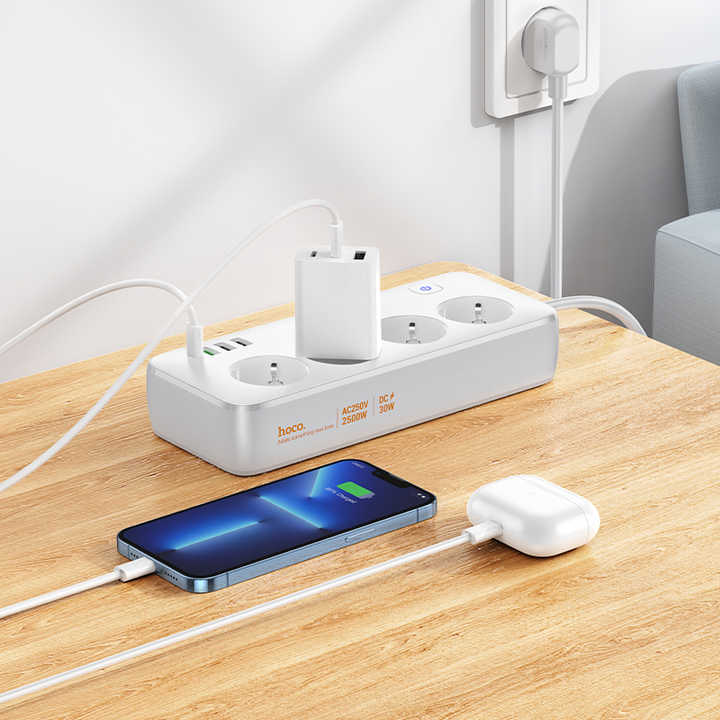 HOCO AC22 4 Bit EU/GER PD30W 1C3A Smart Home Multiprise Power Strip Desktop Socket