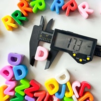 Acrylique grand trou Jumbo Alphabet grosse lettre perles bricolage en plastique breloques initiales pour Bracelet téléphone portable chaîne corde