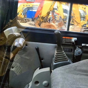 รถขุด Doushan DH55มือสองดั้งเดิมอยู่ในสภาพดีบำรุงรักษาง่ายและแข็งแรง - Product Image 4