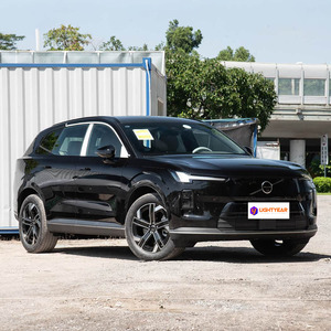 Nuevo <span class=keywords><strong>Volvo</strong></span> XC70 Recharge <span class=keywords><strong>T8</strong></span> <span class=keywords><strong>AWD</strong></span> PHEV Ultra Long Range Plus Luxury con Portaequipajes, Batería de Litio, Volante a la Izquierda, Alto Rendimiento - Product Image 3