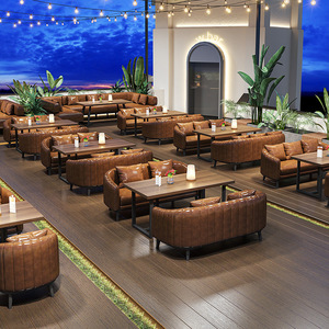 Ensemble de meubles de bar, table en bois massif et canapés en cuir, style industriel rectangulaire pour bars, cafés, pubs - Product Image 2