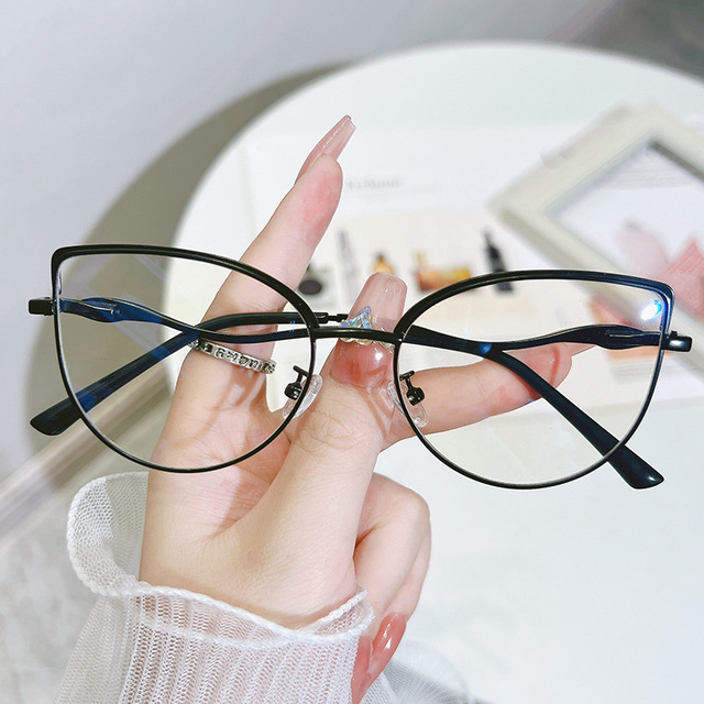 Curved Leg Metal Frame Women Cear Lens Computer Eye Protection Eyeglasses Cat Eye Anti-Blue Light Blocking Optics Glasses