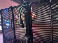 InVisia Module 1000x1000mm Haute fiabilité et transparence Intégration transparente Grille Mesh Location Écran d'affichage LED