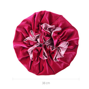 Nouveauté <span class=keywords><strong>Bonnet</strong></span> <span class=keywords><strong>de</strong></span> <span class=keywords><strong>nuit</strong></span> en velours d'hiver doux et moelleux à double couche élastique réversible en satin <span class=keywords><strong>de</strong></span> <span class=keywords><strong>soie</strong></span> pour femmes - Product Image 6