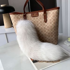 Handmade đầy màu sắc lông bất <span class=keywords><strong>Fox</strong></span> đuôi Mặt dây chuyền sang trọng <span class=keywords><strong>Keychain</strong></span> - Product Image 6