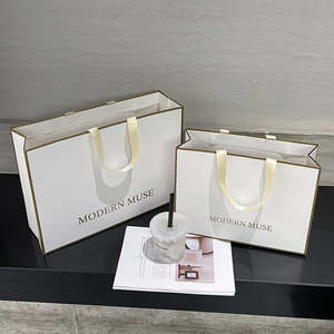 Sacchetti Regalo in Carta Kraft Ecologici e Riciclabili con Logo Personalizzato, Manici in Nastro e Stampa Digitale per Negozi di Artigianato di Alta Gamma - Product Image 4