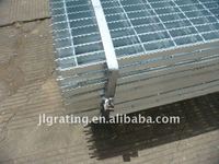 Grille en acier soudée de fabrication chinoise 32*3mm, robuste et résistante