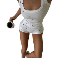 Chaleco de mujer con cuello redondo y estampado de lunares y corazones, sin mangas, ajustado, de poliéster y elastano, novedad de verano, ropa de descanso para mujer