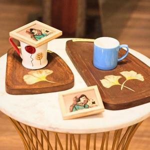 Ensemble de 2 plateaux de service en bois, planches à servir artisanales pour les collations, le fromage et les apéritifs, pour la cuisine, la salle à manger et l'hôtellerie - Product Image 4