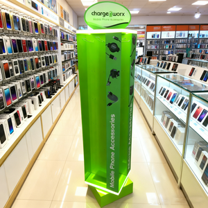 Maßgefertigter <span class=keywords><strong>4</strong></span>-seitiger Rotierender Haken Umweltfreundlicher Freistehender Kunststoff-Displayständer für Werbung Einzelhandel Mobiltelefon-Zubehör - Product Image 1