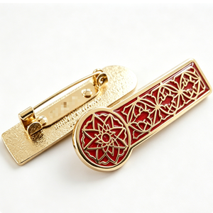Insignia de Esmalte Duro Personalizada con Mandala de Metal Rojo Vintage y Patrón Floral Tradicional para el Día del Padre y Uso Formal - Product Image 1