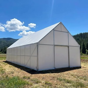 Serre professionnelle multi-travées occultante avec filet d'ombrage interne automatisé pour le contrôle de la rayonnement solaire (modèle usine) - Product Image 1
