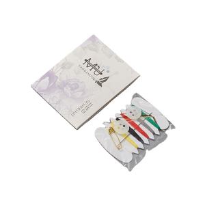 Mini kit de couture de voyage de taille carrée pour les commodités de l'hôtel - Product Image 1