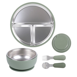 Ensemble de couverts pour enfants en silicone de qualité alimentaire et acier inoxydable 304, avec bavoir, cuillère, fourchette, bol et <span class=keywords><strong>assiette</strong></span> à ventouse pour bébé - Product Image 1
