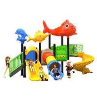 Große Outdoor-Wasserrutsche aus Kunststoff für Country Clubs, Hotels, Resorts, Kinder-Sommercamps, Kommerzielle Fiberglas-Wasserpark-Rutsche