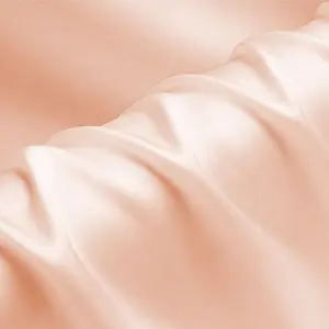 柔软健康的亲肤100% 桑蚕丝charmeuse绉纱缎面19毫米114厘米宽度，适用于连衣裙、睡衣、居家服、床上用品