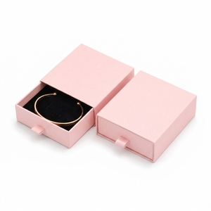 กล่องใส่กำไลข้อมือแบบมินิมอล กล่องบรรจุภัณฑ์เครื่องประดับแบบเลื่อนแข็งแรง บุผ้ากำมะหยี่ ปั๊มโลโก้ตามสั่ง โรงงานผลิตโดยตรง - Product Image 3