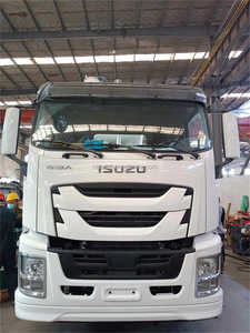 Camión de Succión de Aguas Residuales ISUZU GIGA 6X4 de 18 Toneladas, Camión Cisterna con Bomba de Vacío de 10 Toneladas, Conducción Derecha - Product Image 3