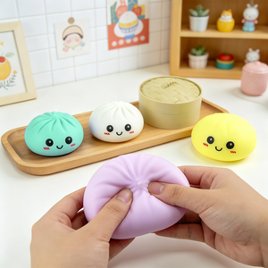 Juguete antiestrés transfronterizo en forma de bollo, juguete de goma suave para apretar con la mano para desahogarse - Product Image 2