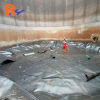 Bâche de protection LLDPE de 1,0 mm pour la gestion des déversements chimiques sur les bermes de confinement sur les sites de forage pétrolier à Oman, Marmul