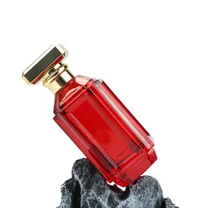 Sıcak satış boş 100ml benzersiz şekli temizle siyah kırmızı mavi parfüm cam şişe ile kap özel