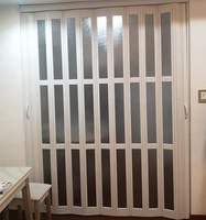 Partisi Dinding Geser Plastik PC Transparan Lipat untuk Ruang Tamu, Kamar Tidur, Dapur, Desain Modern