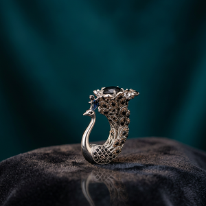 Ensemble de porte-bougies en laiton plaqué argent 999 R.K. INTERNATIONAL motif paon |   Noël, luxe, fait main, résistant à la chaleur, écologique - Product Image 6