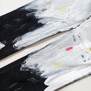 <span class=keywords><strong>Pantaloni</strong></span> in Denim <span class=keywords><strong>Slim</strong></span> <span class=keywords><strong>Fit</strong></span> da <span class=keywords><strong>Uomo</strong></span> con Graffiti Dipinti a Mano, Sfumatura Nero-Bianco con Schizzi di Vernice, <span class=keywords><strong>Pantaloni</strong></span> Casual per Streetwear - Product Image 5