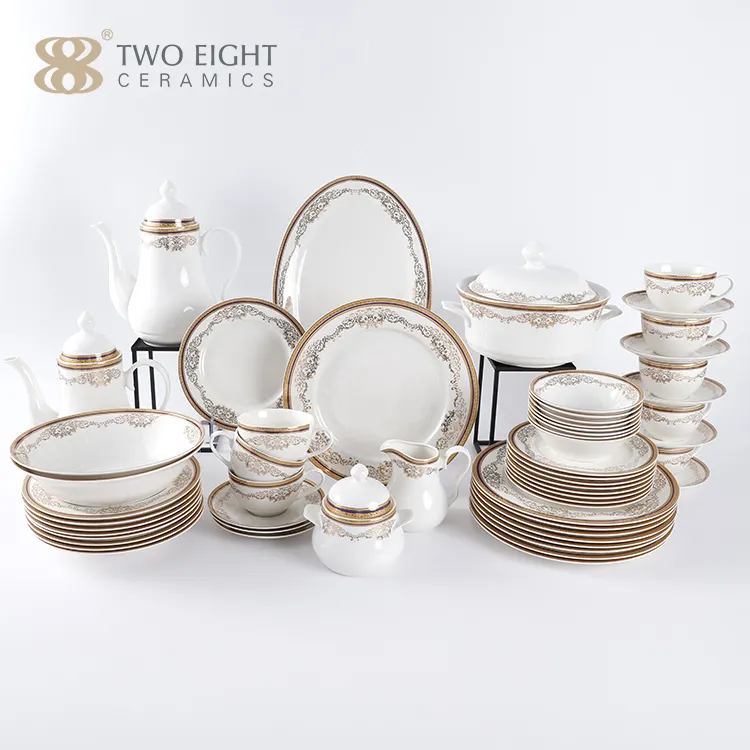 Tazze e tazze da caffè in ceramica dorata goffrata all'ingrosso set da pranzo in porcellana royal bone china set di stoviglie per piatti in porcellana fine bone china