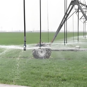 Système d'irrigation à pivot central intelligent avec canon à pluie pour grandes et petites exploitations agricoles, équipement d'<span class=keywords><strong>arrosage</strong></span> <span class=keywords><strong>automatique</strong></span> compatible IoT de haute performance - Product Image 1