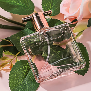 Perfume de Alta Calidad para Mujer, Aroma Fresco y Natural de Larga Duración, 30 ml, Ideal para Mujeres de Pueblos Pequeños - Product Image 3