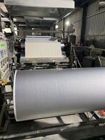 Matériau de réparation de fuite étanche ruban butyle autocollant imperméable fente de toit patch de couture à membrane auto-adhésive solide