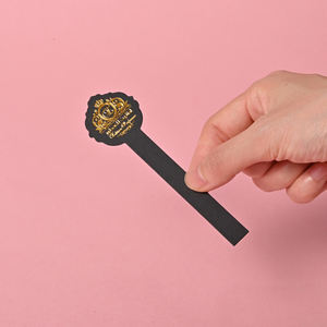 Papier poreux léger avec logo doré avec bande Papier de testeur de parfum d'usine Papier de carte de parfum noir - Product Image 5