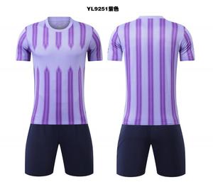 Maillot de football personnalisé de haute qualité, à séchage rapide, respirant, en polyester, col en V, short pour hommes, impression numérique pour adultes, service OEM - Product Image 6